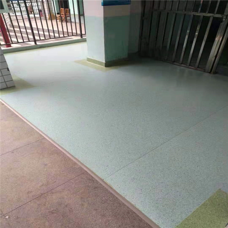 解鎖環(huán)保商機(jī)，選對寫字樓塑膠地板批發(fā)廠家 擁抱綠色PVC時(shí)代